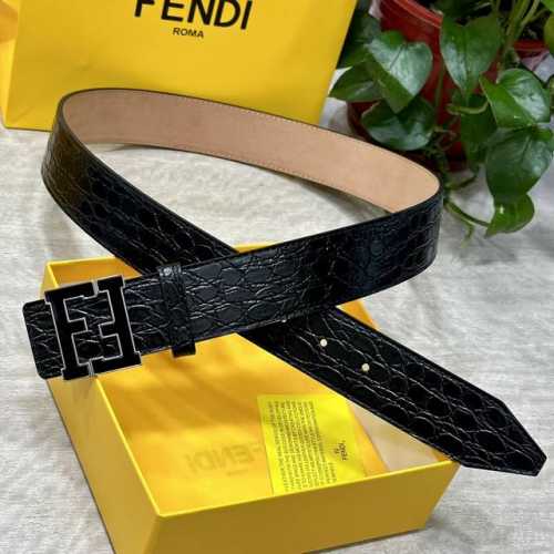 Fendl 芬迪 宽40Mm双面原版小牛皮 搭配单钌钯电镀扣 完美的手感.油边 出众的设计.风格 高贵奢华 时尚大方 高清实拍 货真价实 品质保证 双面用