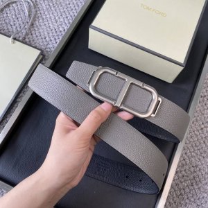 Tom Ford 汤姆福特。新品高端双面小牛皮，简约商务男士腰带，4.0Cm宽，双面使用，配原版包装