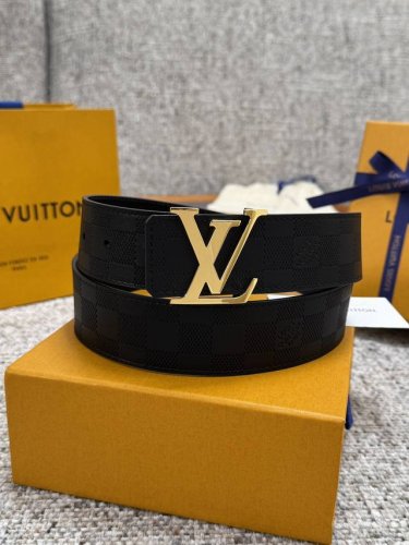 Louis Vuitton Lv腰带 棋盘格双面可用系列 原厂五金 精致手工绘边 柔软舒适 宽4.0