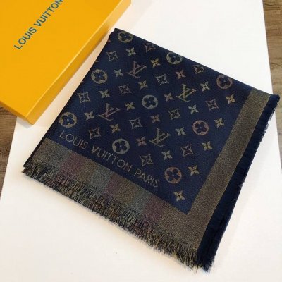 这款是我们工厂P拿来冲量赚人气的.今年冲量款最新配色专柜主打随意搭配，多种使用方法..外国潮人大爱必备的东西每个颜色都爱到不行不要太爱了.140*140.