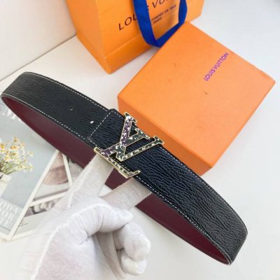 特 Lv 特种皮腰带系列 ，原厂五金精品不锈钢扣，手感柔软舒适 宽3.8Cm。