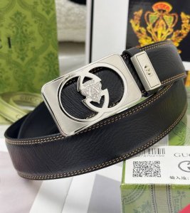 皮带：古奇.Gucci顶级复刻- 腰带：古驰.原单品质百分百进口原厂头层牛皮，保证真皮。雕花镂空浮雕工艺.真空电镀.永不掉色.24K纯钢扣头层小牛皮纹路双面两用