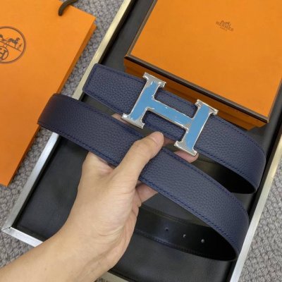 特 爱马仕[正] HermēS Boxtogo小牛皮双面腰带，精品钢扣 腰带扣。38毫米