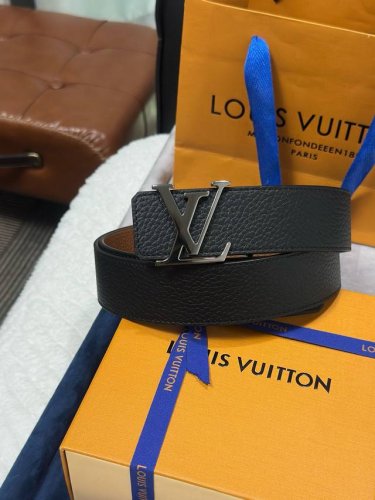 -Lv路易威登 双面可用 荔枝Togo 宽度4.0Cm 精品Lv挂