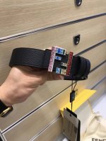 配送专柜包装 打孔针 特批 新款 Fd 宽35Mm 支持Nfc 芯片扫描，标志造型 皮带，原版亚克力彩方钻扣，进口原版老花纹配制粒面小牛皮，高端大气，镀金表面金
