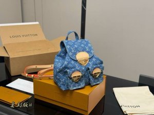 配折叠盒飞机盒 升级版 Size：20*20Cm Lv丹宁牛仔新款 出货就是王炸 好可爱一只