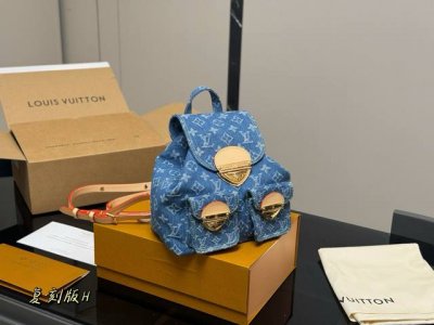 配折叠盒飞机盒 升级版 Size：20*20Cm Lv丹宁牛仔新款 出货就是王炸 好可爱一只