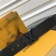 驴牌男士新款腰帶 寬度4Cm 訂製帆布面料飾有全新的圖案效果 颜色纯正 衬托進口小牛皮配色底 搭配精緻的字母搭扣 手感极佳 搭配專櫃最新原版禮品盒