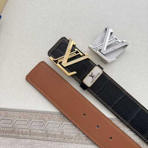 品名： Lv..路易..威登腰带皮带原单 型号：挂扣，经典纯钢材质镶钻挂扣，头层牛皮，图片实物拍摄 材料：头层牛皮，挂扣系列，纯钢材质扣头，钯镀电镀工艺永不掉色