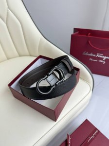 特 Ferragamo.菲拉格慕 全套包装 宽度3.5Cm 高级定制款男士皮带 双面进口牛皮 可双面使用 自行选择搭配 真材实料 很有质感 时尚经典不失风范 搭