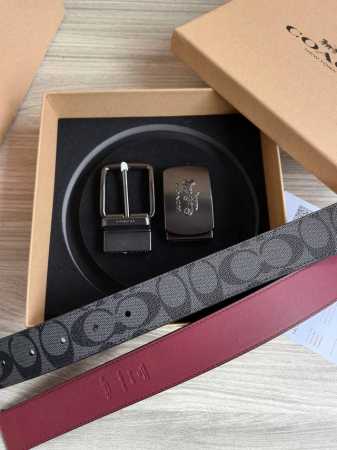 Coach蔻驰 高品质 3.8Cm 高真空电镀五金 ，可双面使用 配备专柜装礼盒 - 点击图像关闭