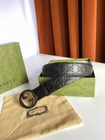 特 Gucci 古奇 Signature腰带 热压大花3.8宽度触感厚实，印花图案清晰分明。