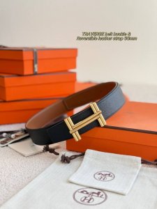 Traverse 精品五金 搭配进口Epsom皮 黑金棕 宽度38Mm 以其精湛工艺高品质材料和经典设计备受推崇 是男士腰带顶级选择 简约大气 适合商务和休闲场