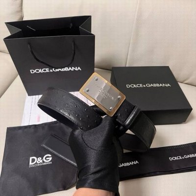 特 Dg，宽4.0Cm Dolce&Gabbana 新款男士鸵鸟纹腰带，搭配全新镀钌 Dg 交叉造型徽标搭扣
