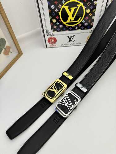 品名：LV..路易..威登自动带 材质：原单牛皮腰带 百分百头层牛皮腰带保证真皮，24K纯钢扣，专柜原单品质、做工精细，时尚大牌，送人自用首选 包装： 请认准如