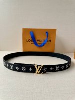 3.0宽Lv 双面荔枝腰带以新颖视角解读路易威登经典元素 Monogram Empreinte 压纹皮革含蓄流露品牌气息 翻转即现 Monogram 压花一面