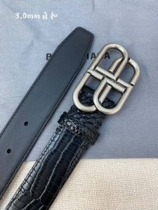 特 巴黎世家鳄鱼纹 新款腰带 双面意大利雾面小牛皮 搭配复古扣--宽度3.0