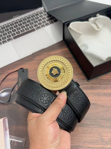 特 范思哲宽4.0，进口热压纹路头层牛皮饰以人头T铜扣，811188