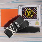 品名：Lv..路易..威登原单 材质：原单牛皮腰带 百分百头层牛皮腰带保证真皮，24K纯钢扣，专柜原单品质、做工精细，时尚大牌，送人自用首选 包装： 请认准如图