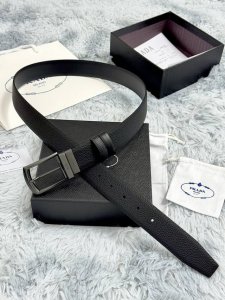 Prada 3.5Cm 荔枝纹纹理品质每个细节都体现出至高的品味和格调整体造型增添优雅韵味 低调奢华的典范优雅迷人气息精致的手工艺制作。