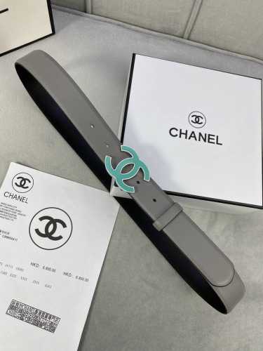 宽度3.0Cm Chanel 香奈儿 进口柔软小牛皮搭配金 银色金属磨胶钢扣。