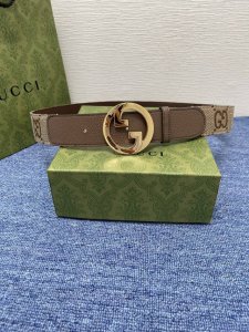 Gucci 经典款进口原厂印花面 搭配原版皮底 精品钢扣 宽4.0 Cm 经典永不过时款 潮流大方 时尚百搭