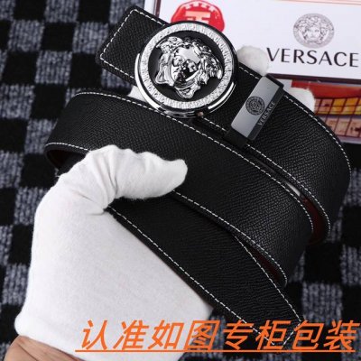 男士腰带：范思哲 原单 男士皮带：百分百头层牛皮，保证真皮。24K纯钢扣双面可用专柜同等质量， 送人自用首选 包装： 请认准如图专柜包装，赠送打孔器，银联发票，
