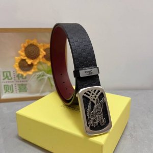 品名：巴宝莉 原单 材质：原单牛皮腰带 百分百头层牛皮腰带保证真皮，24K纯钢扣，专柜原单品质、做工精细，时尚大牌，送人自用首选 包装： 请认准如图专柜包装赠送