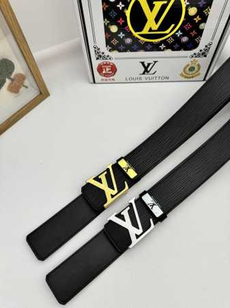 品名：LV..路易..威登原单 材质：原单牛皮腰带 百分百头层牛皮腰带保证真皮，24K纯钢扣，专柜原单品质、做工精细，时尚大牌，送人自用首选 包装： 请认准如图 - 点击图像关闭