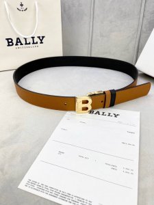 3.5Cm Bally 巴利 平纹 内衬头层小牛皮 ：配有金 银 字母扣头该皮带可调节，且能根据需要剪裁质量保证达到修身效果