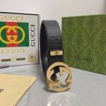 品名：古奇.Gu...Ci 原单 材质：原单牛皮腰带 专柜原单品质、做工精细，时尚大牌，送人自用首选 包装： 请认准如图专柜包装赠送打孔器手提袋专柜礼盒宽度3.