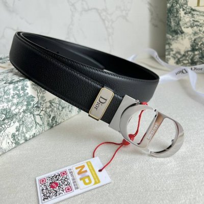 品名：迪奥. Dior.原单腰带 皮带 型号：挂扣，原版经典挂扣，实物拍摄，头层牛皮 材料：百分百头层牛皮，保证真皮。双面可用专柜同等质量，原版经典头层牛皮山羊