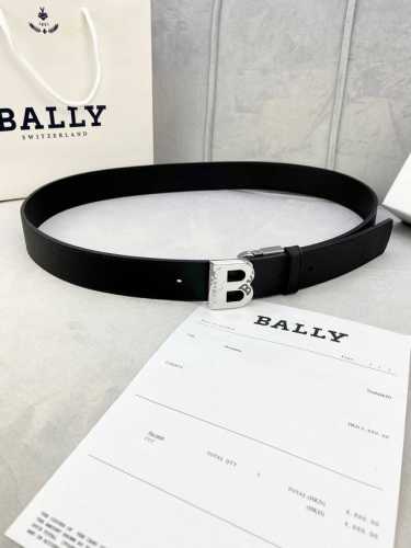 3.5Cm Bally 巴利 平纹 内衬头层小牛皮 ：配有金 银 字母扣头该皮带可调节，且能根据需要剪裁质量保证达到修身效果