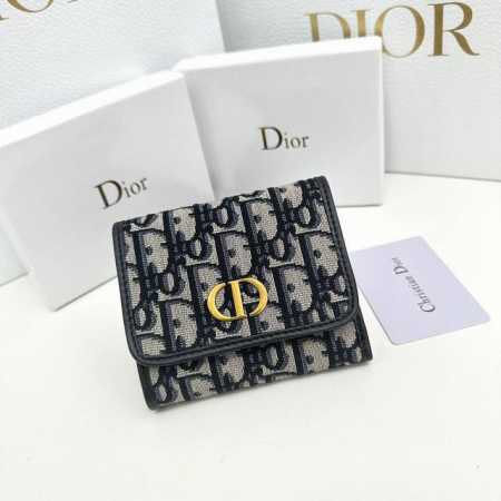Dior 2025 2088颜色 黑色 尺寸 11*10*2 Dior专柜最新款火爆登场！采用头层牛皮，做工精致， 媲美专柜！多功能小钱包，超级实用！ - 点击图像关闭