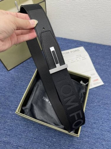 Tom 、Ford 汤姆、福特。新品双面进口小牛皮，简约商务男士腰带，4.0Cm宽