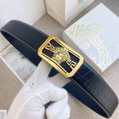 范思哲 特种皮腰带系列 ，原厂五金精品不锈钢扣 手感柔软舒适 宽3.8Cm。