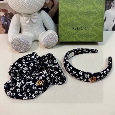 特 两件套 配专柜包装 Gucci 古驰 最新爆款来啦碎花两件套发箍发圈 优雅的Girl值得入手 非常好搭配 气质有品位 建议两个一齐佩戴 神奇的仙