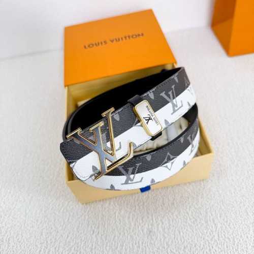 品名： Lv..路易..威登腰带皮带原单 型号：挂扣，经典纯钢材质挂扣，头层牛皮，图片实物拍摄 材料：头层牛皮，挂扣系列，纯钢材质扣头，钯镀电镀工艺永不掉色。原