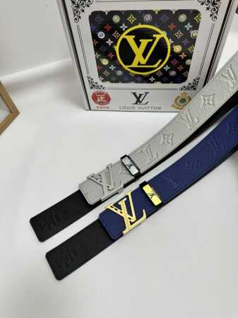品名：Lv..路易..威登 材质：原单牛皮腰带 百分百头层牛皮腰带保证真皮，24K纯钢扣，专柜原单品质、做工精细，时尚大牌，送人自用首选 包装： 请认准如图专柜 - 点击图像关闭