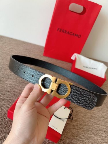 特 Ferragamo.菲拉格慕 全套新款包装 宽度3.5Cm 高级定制款男士皮带 双面进口牛皮 可双面使用 自行选择搭配 真材实料 很有质感 时尚经典不失风范
