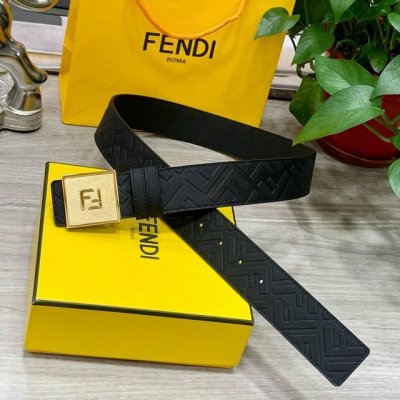 Fendl 芬迪宽40Mm双面原版小牛皮 搭配单钌钯电镀扣 完美的手感.油边 出众的设计.风格 高贵奢华 时尚大方 高清实拍 货真价实 品质保证 双面用
