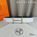 Hermes 爱马仕 宽度 3.8Cm 代购品质 腰带手工品质进口精选优质皮 搭配精钢金属挂扣 双面可用 进口Togo皮带身 工艺细节处理到位 注重细节不败于细