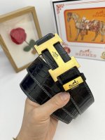 品名：爱马仕.Hermès 原单 材质：原单牛皮腰带 百分百头层牛皮腰带保证真皮，24K纯钢扣，专柜原单品质、做工精细，时尚大牌，送人自用首选 包装： 请认准如