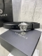宽度4.0Cm Versace 范思哲 此款原版皮带饰有Versace品牌标志：3D美杜莎皮带扣，这也是Palazzo系列的一部分。
