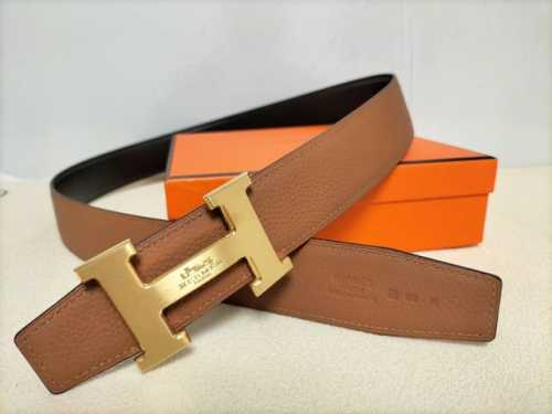 Hermes.爱马仕 官网同步 宽度38Mm 原版荔枝搭带身搭配原版精品钢扣，男装的经典搭配，可双面使用完美配饰！