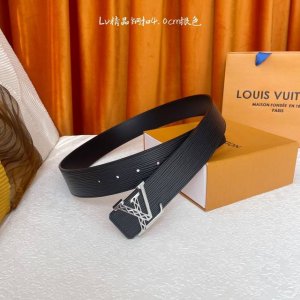 Louis Vuitton ：经典原单品质，经典水波纹面平纹底，原单精品钢扣，精工制作，细节看图，实物拍摄，高端奢华，宽度4.0Cm
