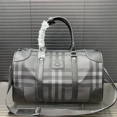 Burberry 巴宝莉 男士包 印花旅行袋 机场包 手提袋 经典百搭 实物拍摄 原厂原版面料 高端品质 配送防尘袋 45 X 25 Cm。
