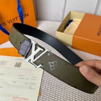 特 寬：40Mm Louis Vuitton 腰帶 頂級原單品質 寬度40毫米 丝印专柜大花图案 搭配最新款五金 專櫃款號 細節看圖 市場獨家版本 ！碼數齊！