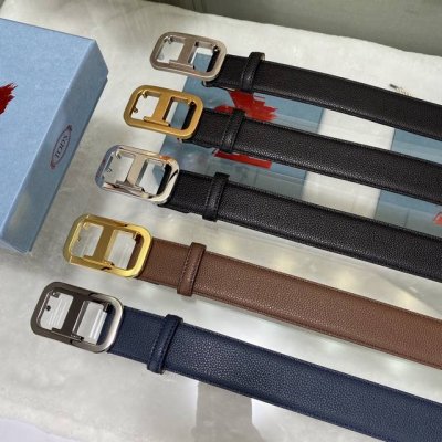 配包装Tods家22S早春新品男士腰带经典T字扣设计，经典耐看！原版开模，意大利进口小牛皮3.5Cm ，奢华包装！品质
