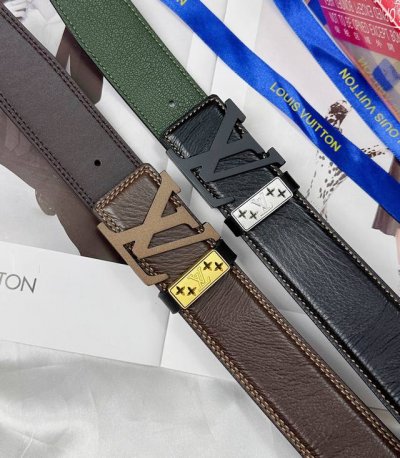 皮带：Lv..路易..威登顶级复刻. 腰带：原单品质百分百进口原厂头层牛皮，保证真皮。哑面烤漆喷砂工艺.真空电镀.永不掉色.24K纯钢扣头层小牛皮荔枝纹双面两用